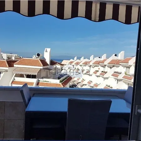Penthouse Ar Okeana Skatu 아파트 *