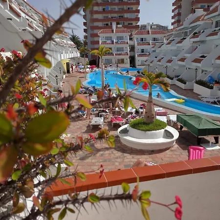 Penthouse Ar Okeana Skatu Apartment *